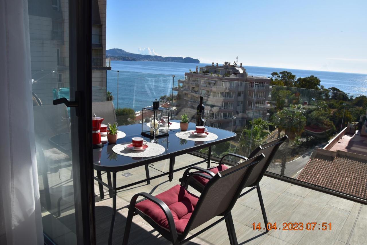 Sea View And Ifach Calpe Apartment Exterior photo